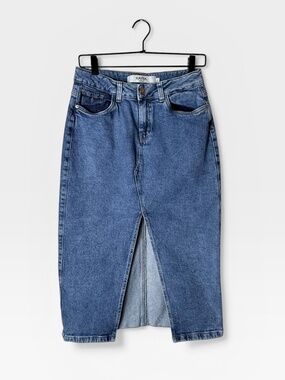 Kayra Denim Slit Skirt Size large (F)
